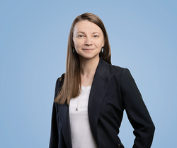 Dr Lucia-Manuela Cantonas