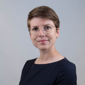 Dr iur., LLM, EMPA Sandra Husi