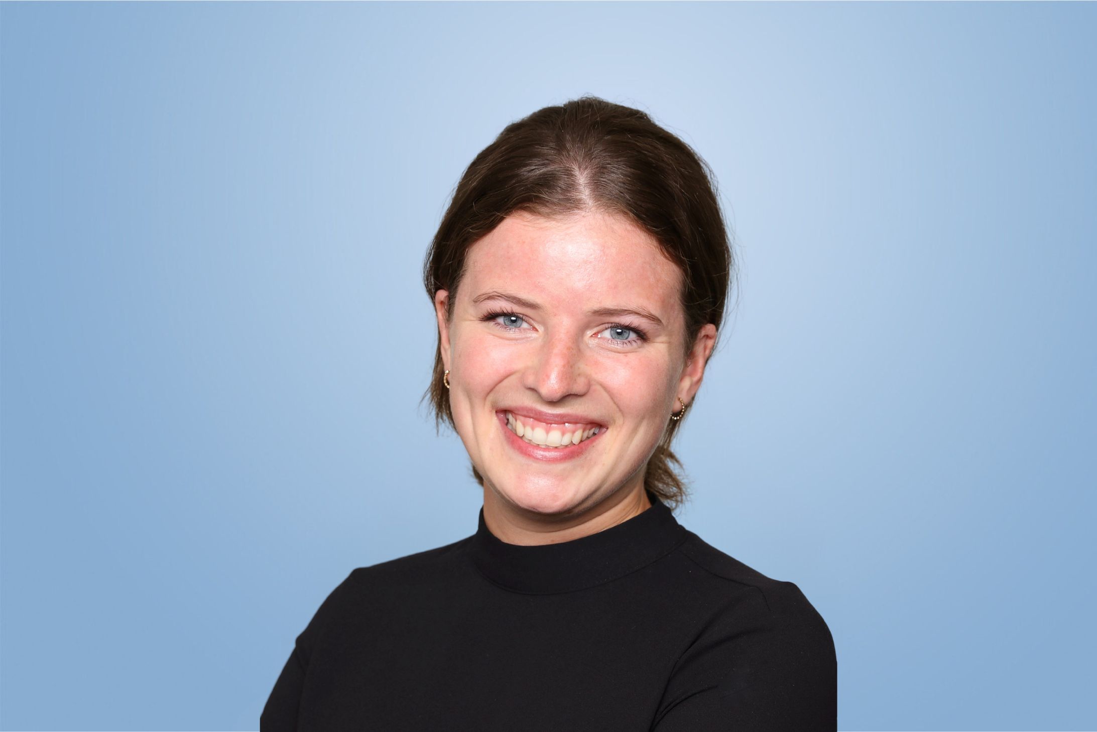 Julia Distance Dr Julia Lisa Starzetz · UniDistance Suisse